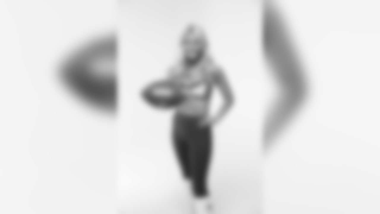 Tennessee Titans Cheerleader uniform shoot on June 18, 2018. Photos by Donn Jones Photography