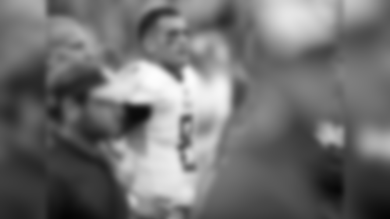 Tennessee Titans quarterback Marcus Mariota looks on from the bench during the second half of an NFL football game against the Buffalo Bills, Sunday, Oct. 7, 2018, in Orchard Park, N.Y. (AP Photo/Adrian Kraus)