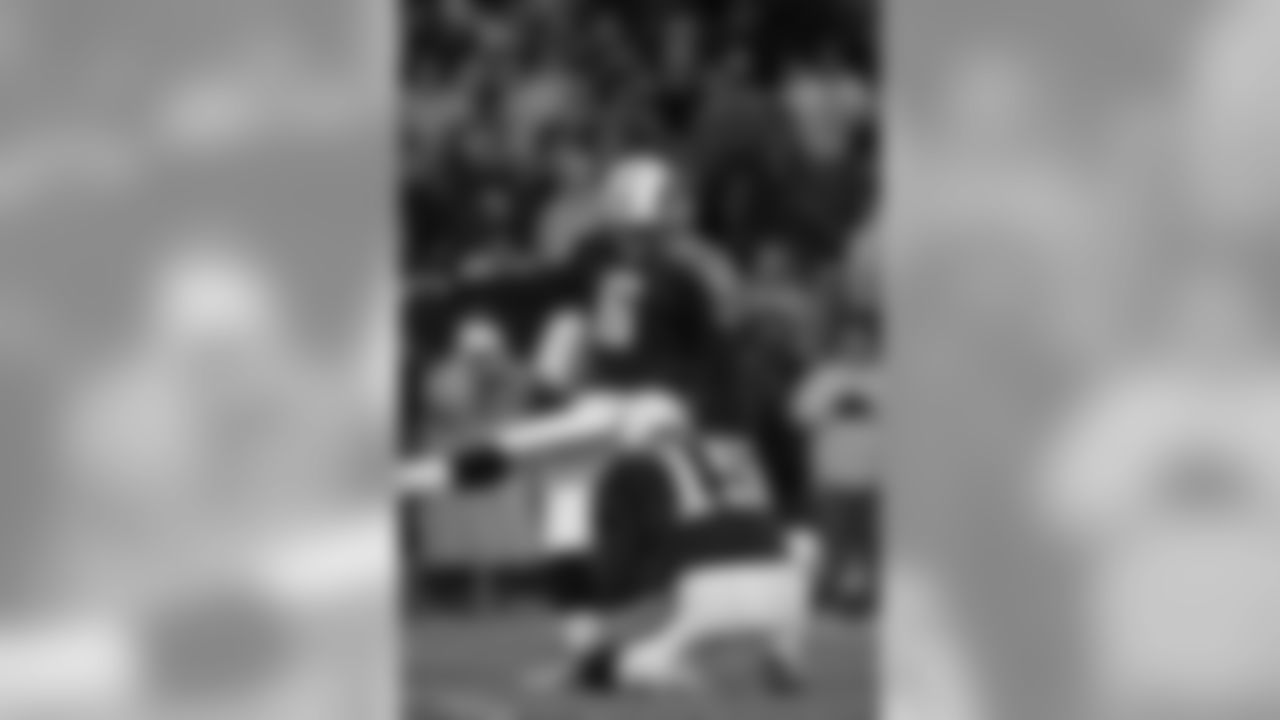 Titans/Steelers-H-11103-playoffs