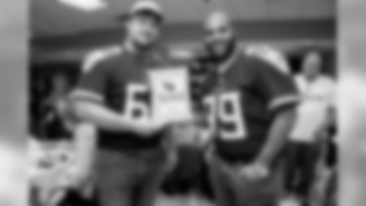 casey2018community63692seqn}