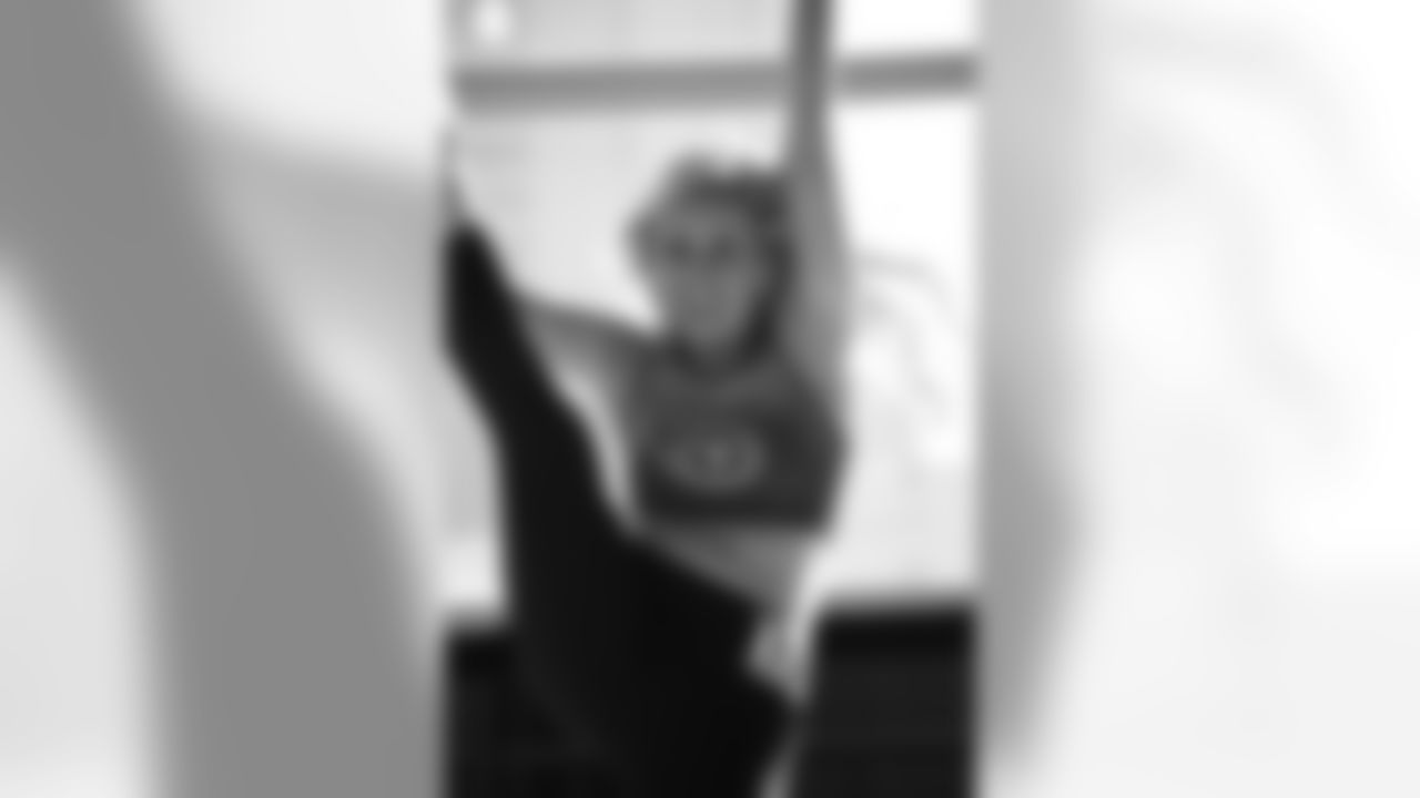 190519-cheer-team74386