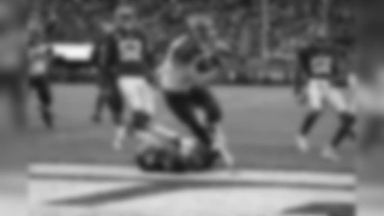 Tampa Bay Buccaneers wide receiver Adam Humphries (10) scores a touchdown during a week 11 NFL football game against the New York Giants on Sunday November 18, 2018 in East Rutherford, N.J. (Evan Pinkus via AP)