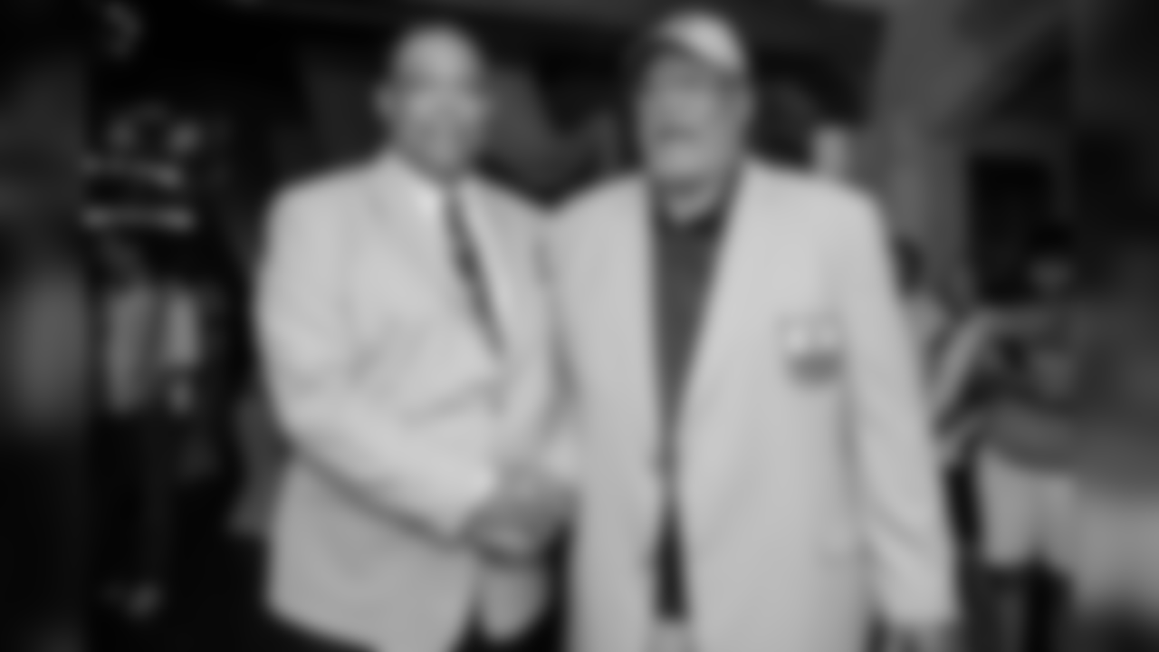 robert-brazile_2018-enshrinement_HOF_Party53806