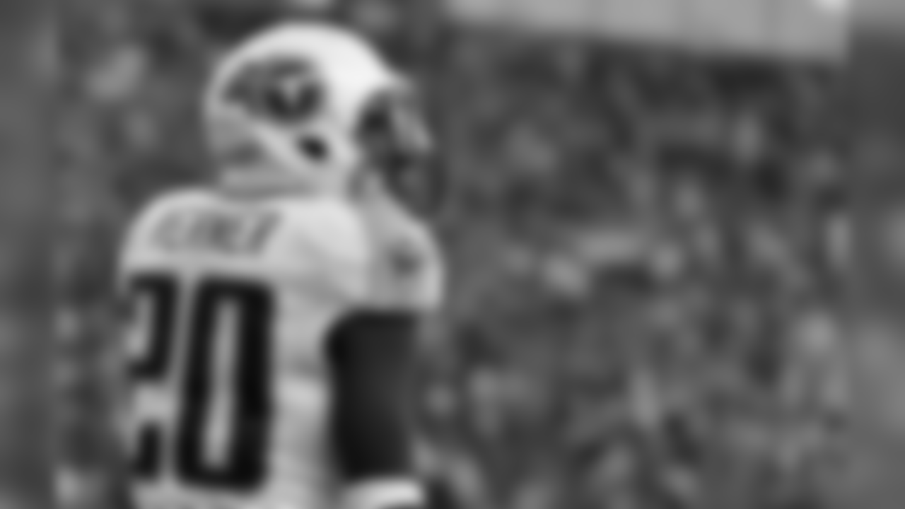 Tennessee Titans cornerback Alterraun Verner (20) looks on against the Denver Broncos during the second half of an NFL football game on Sunday, Dec. 8, 2013, in Denver. (AP Photo/Jack Dempsey)