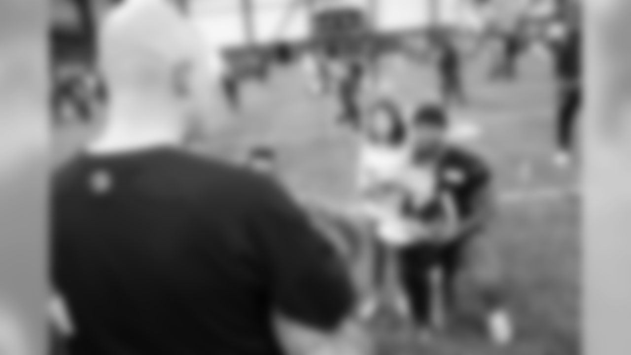 2018_1204_CR_AdoptionFunFest_0026