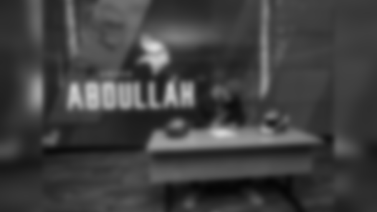 2019_0318_Event_FreeAgencySignings_0003