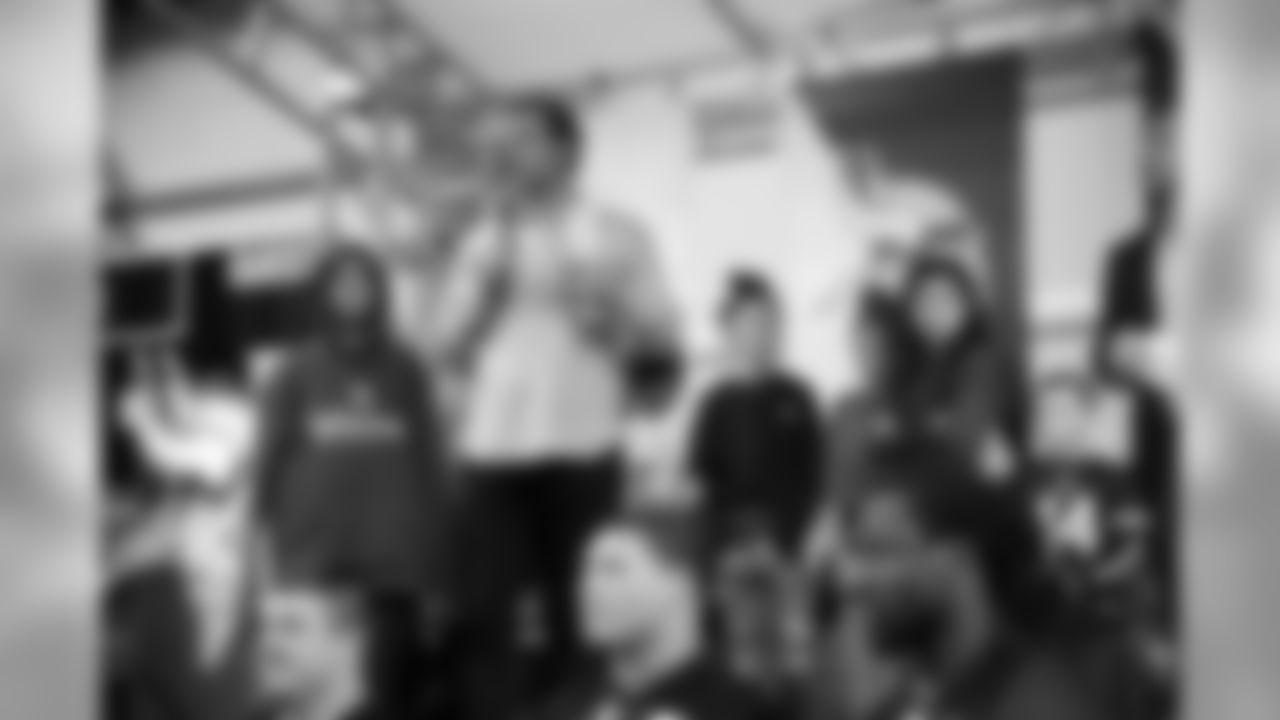 2018_1204_CR_AdoptionFunFest_0083