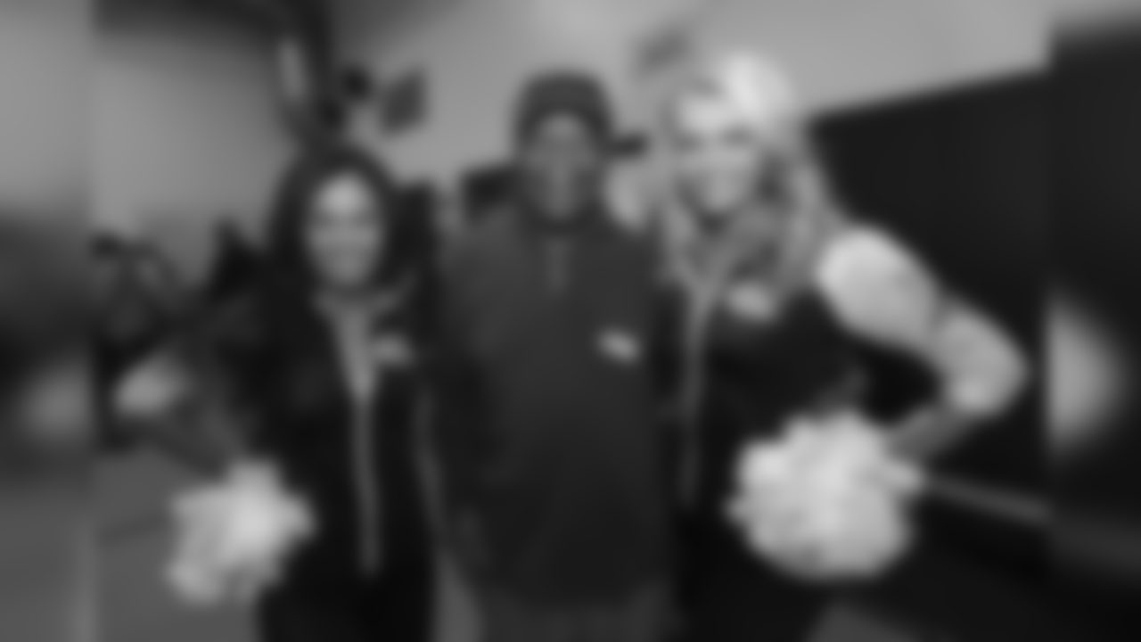 2018_1120_CR_DiggsTurkeyGiveaway_0055