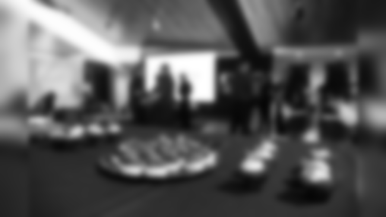 An image from October 29, 2018 of the Veterans Voyage Surprise at TCOPC in Eagan, Minnesota.