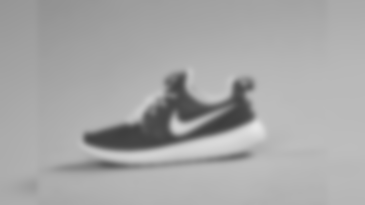 2018_1011_CrucialCatchShoes_0008