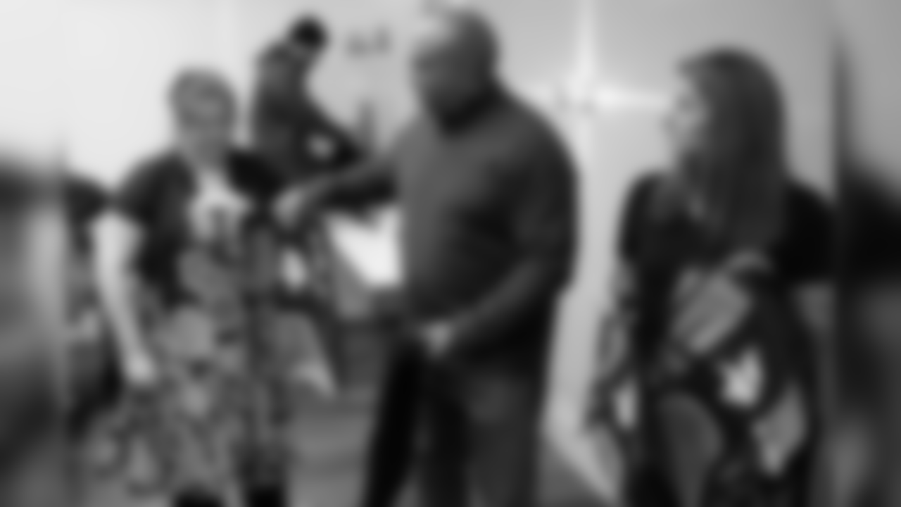 2018_1116_CommunityRelations_TheBirthdayClub_0023