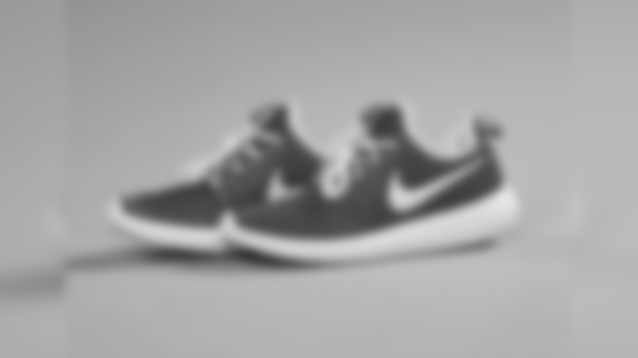 2018_1011_CrucialCatchShoes_0011