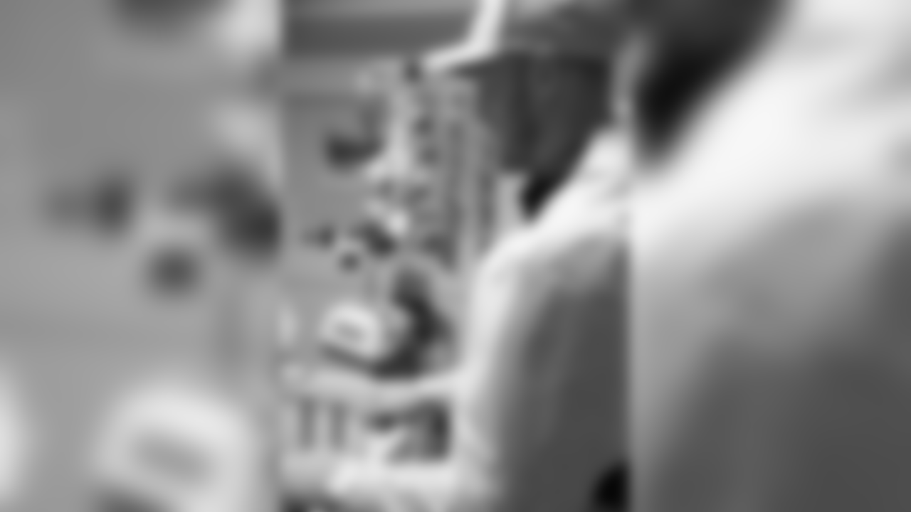 2018_1120_CR_HolidayHuddleThanksgiving_0012
