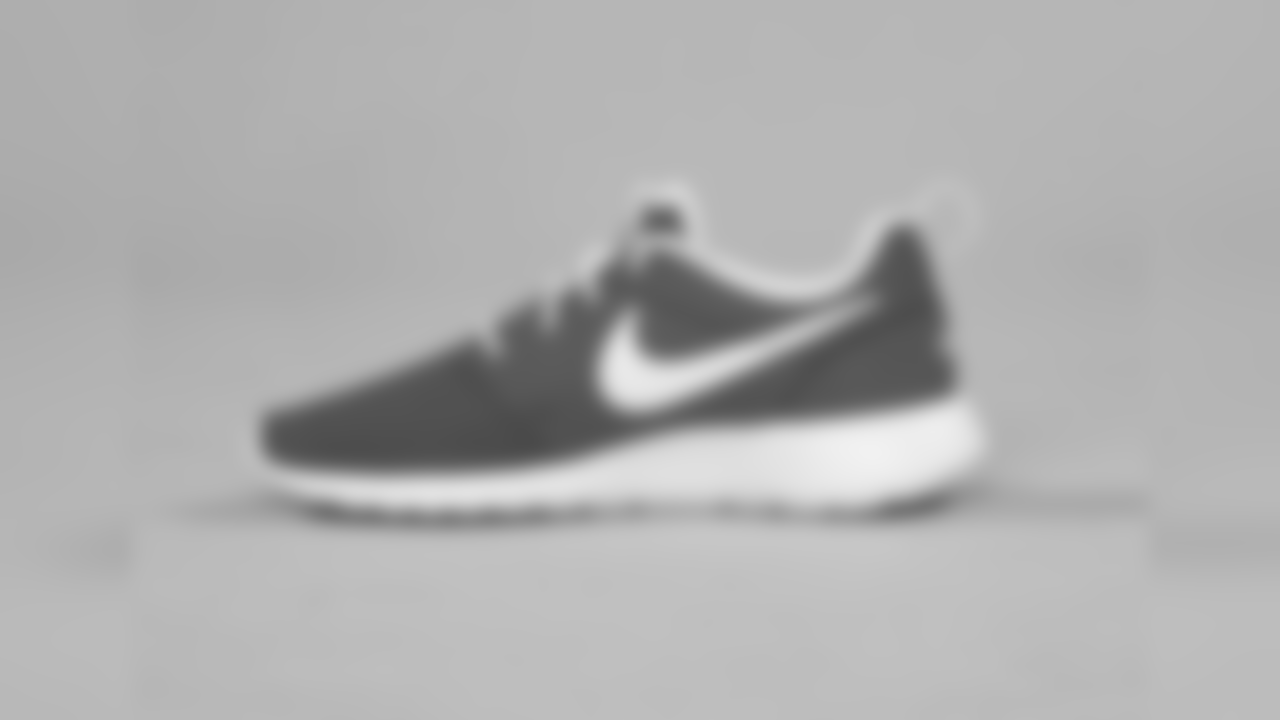 2018_1011_CrucialCatchShoes_0054