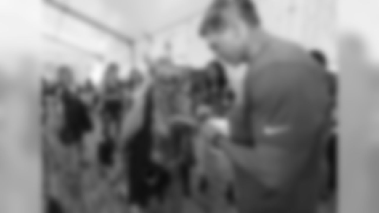 2018_0814_Event_VikingsWomenVIPTent_0029