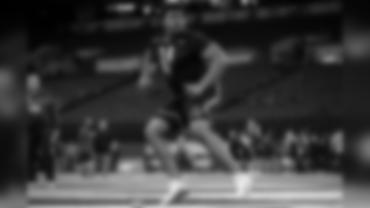 USC offensive lineman Chuma Edoga