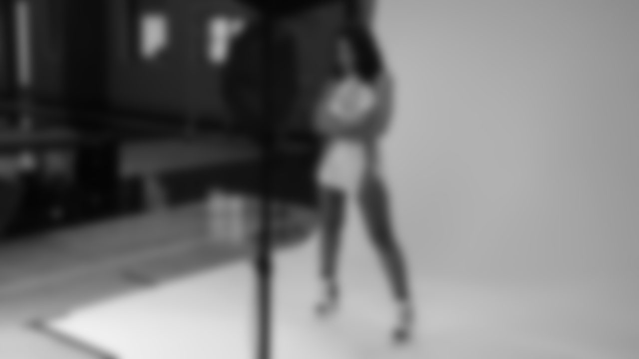 Gallery-BTS-2560x1440-092318-10