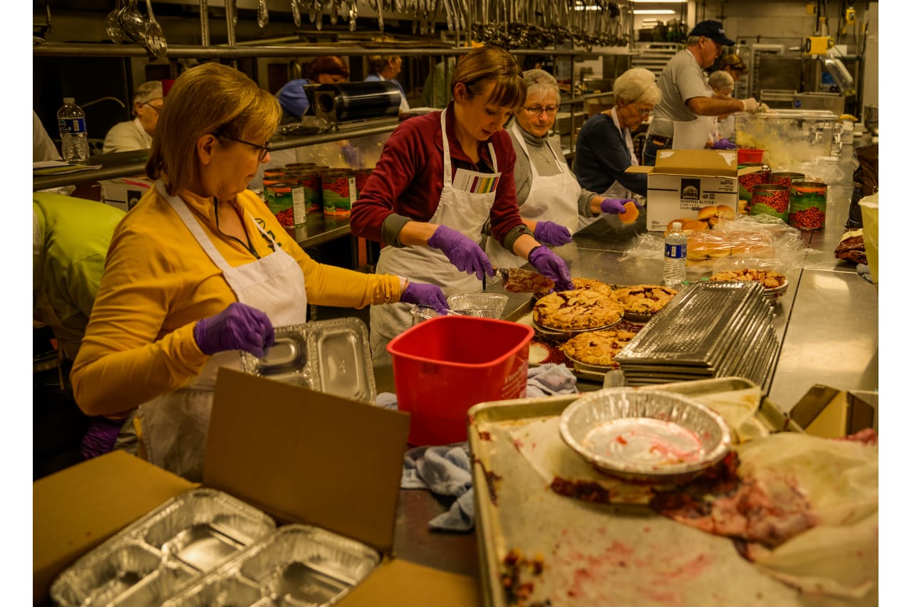 Atlanta Soup Kitchen Volunteer Thanksgiving Dandk Organizer