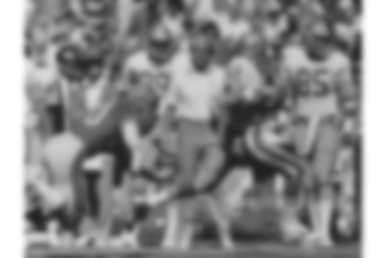 QB Joe Montana