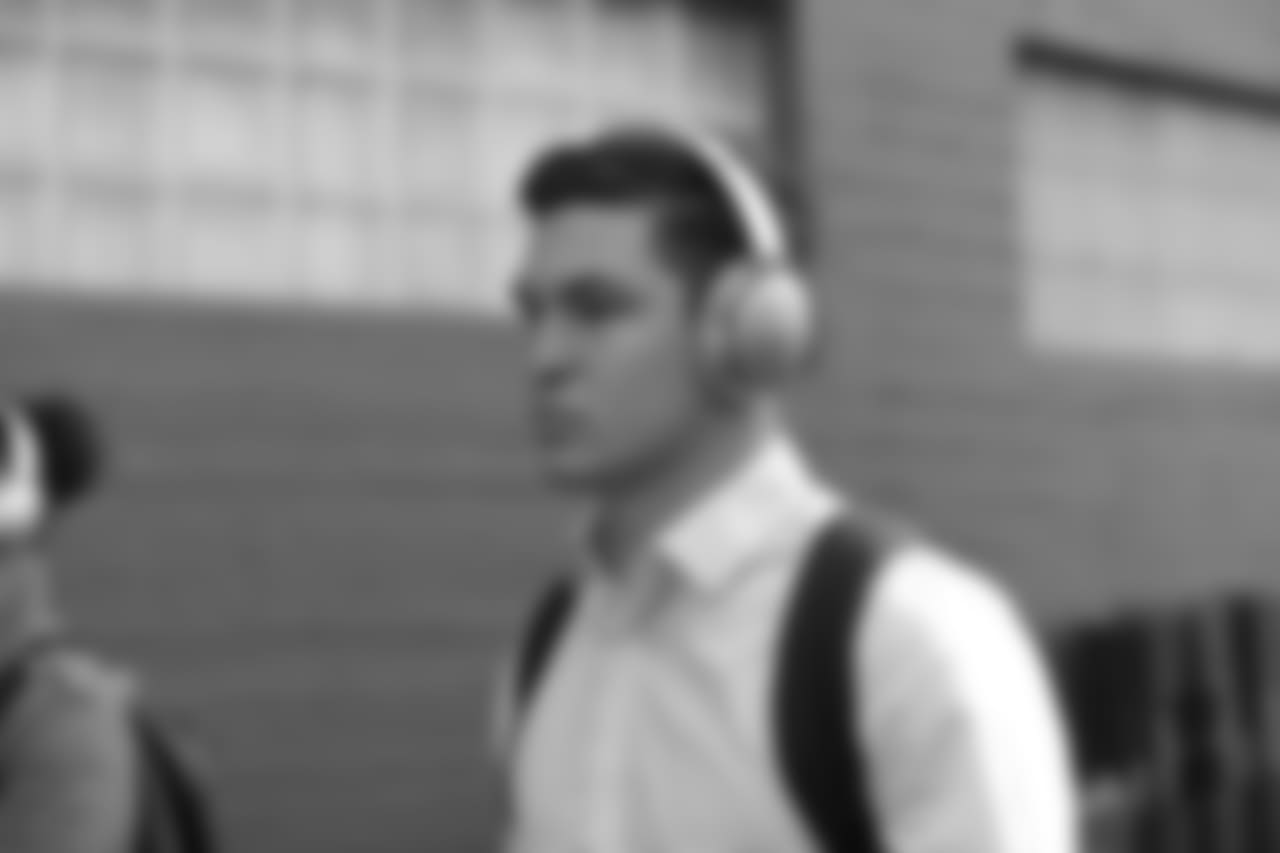 QB Nick Mullens