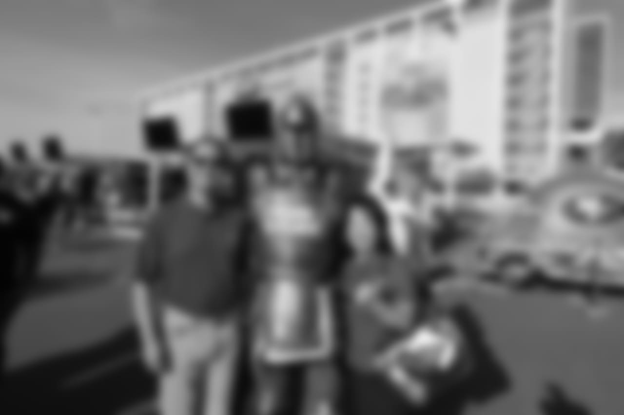 49ers Faithful and Bud Knight