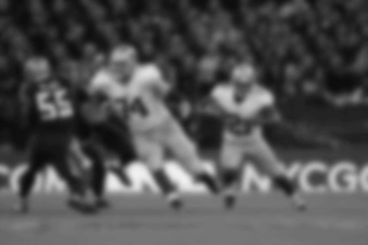 Oct. 27, 2013 -- Frank Gore and Joe Staley