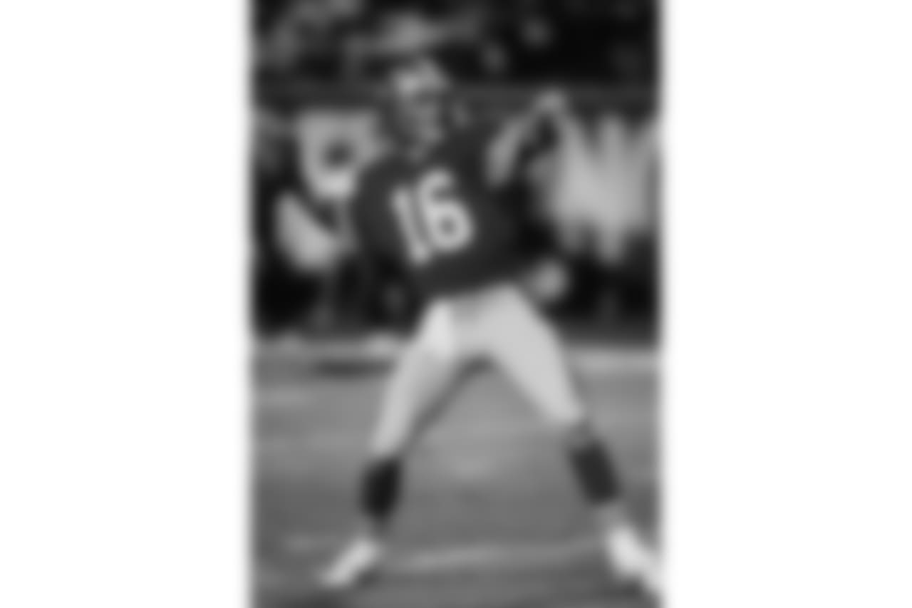 QB Joe Montana