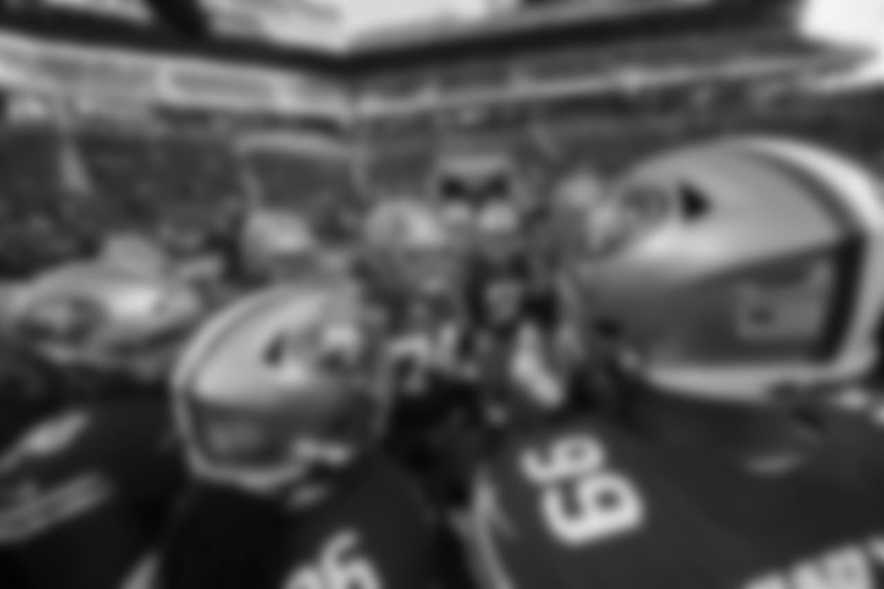 T Joe Staley