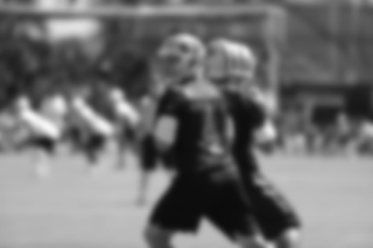 QB Nick Mullens