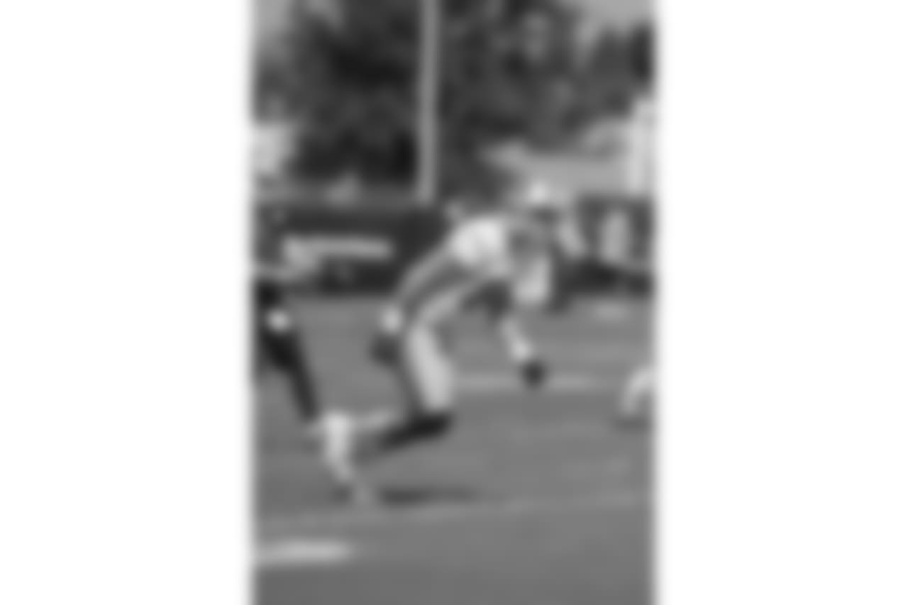 TE Garrett Celek