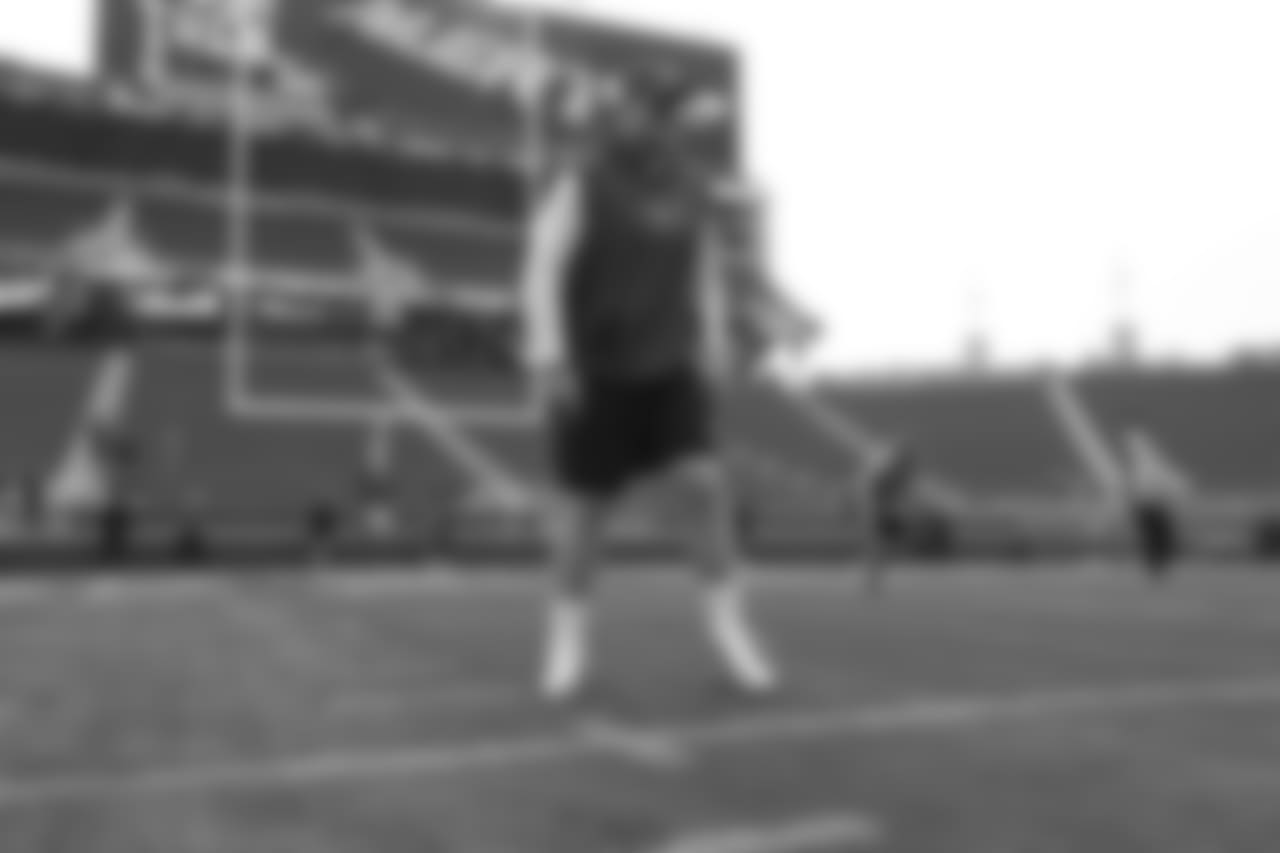 T Mike McGlinchey