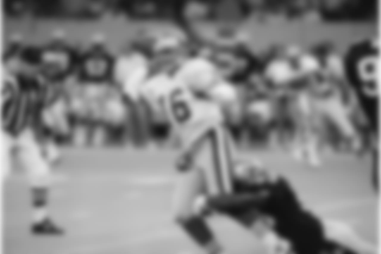 1990 -- 49ers quarterback Joe Montana.