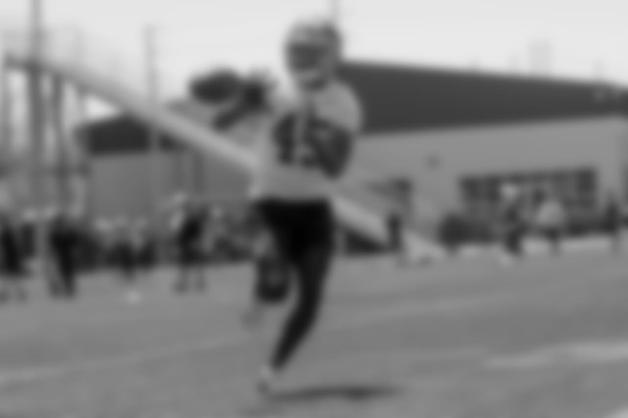 DB Tarvarius Moore