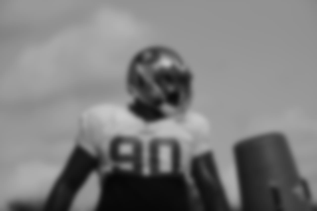 NT Earl Mitchell