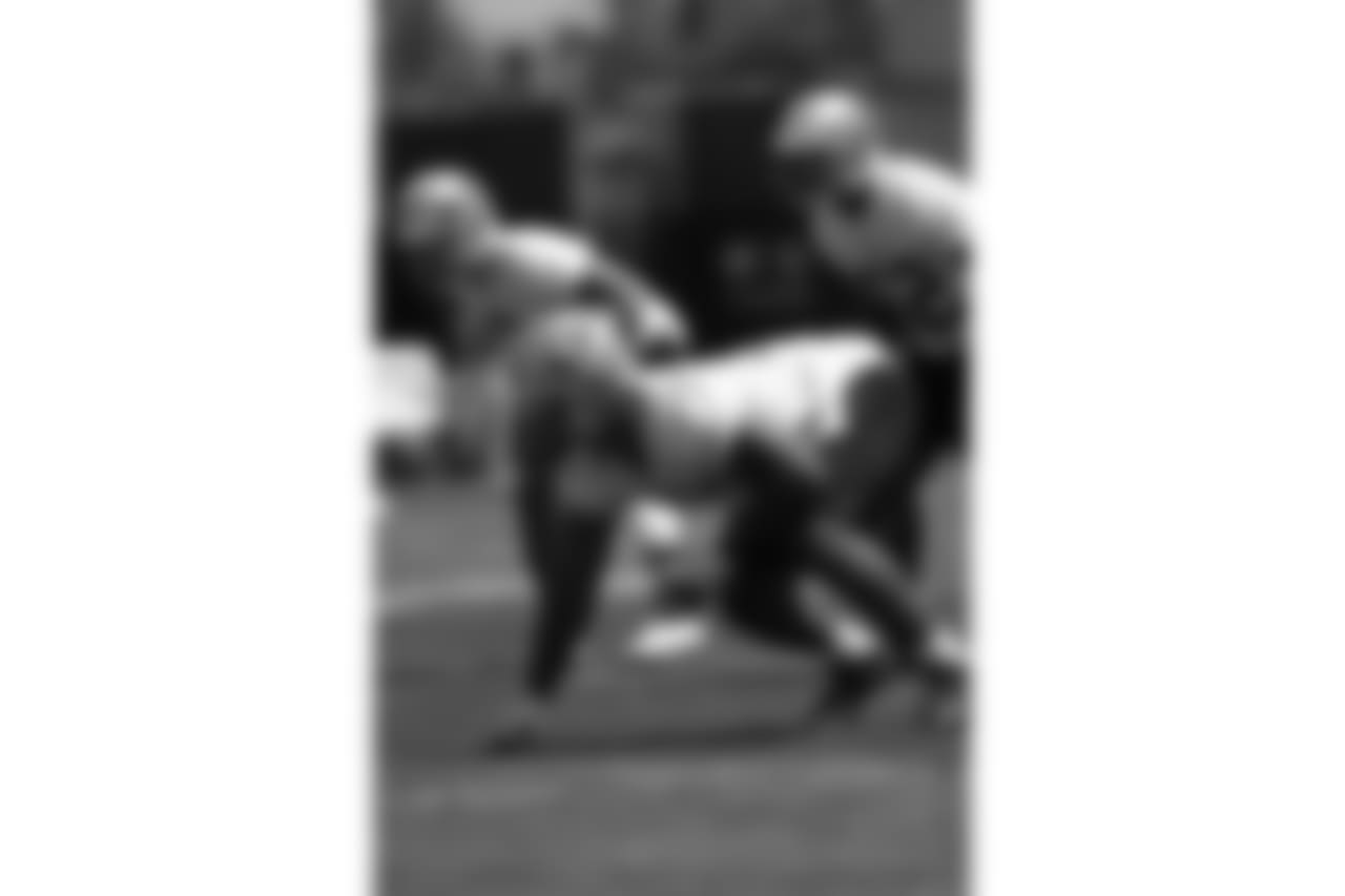 DT Jullian Taylor