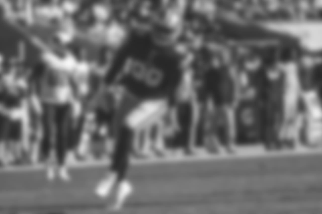 DL DeForest Buckner