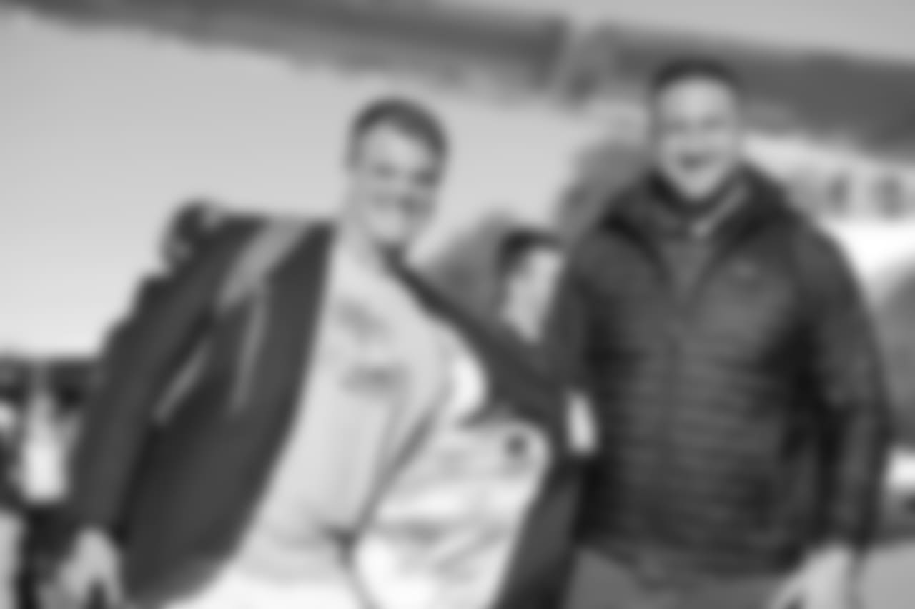 T Mike McGlinchey and T Joe Staley