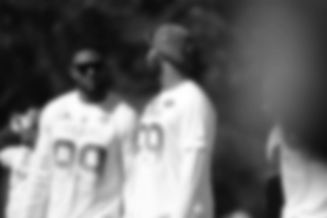 Minnesota Vikings DL Danielle Hunter and DL DeForest Buckner