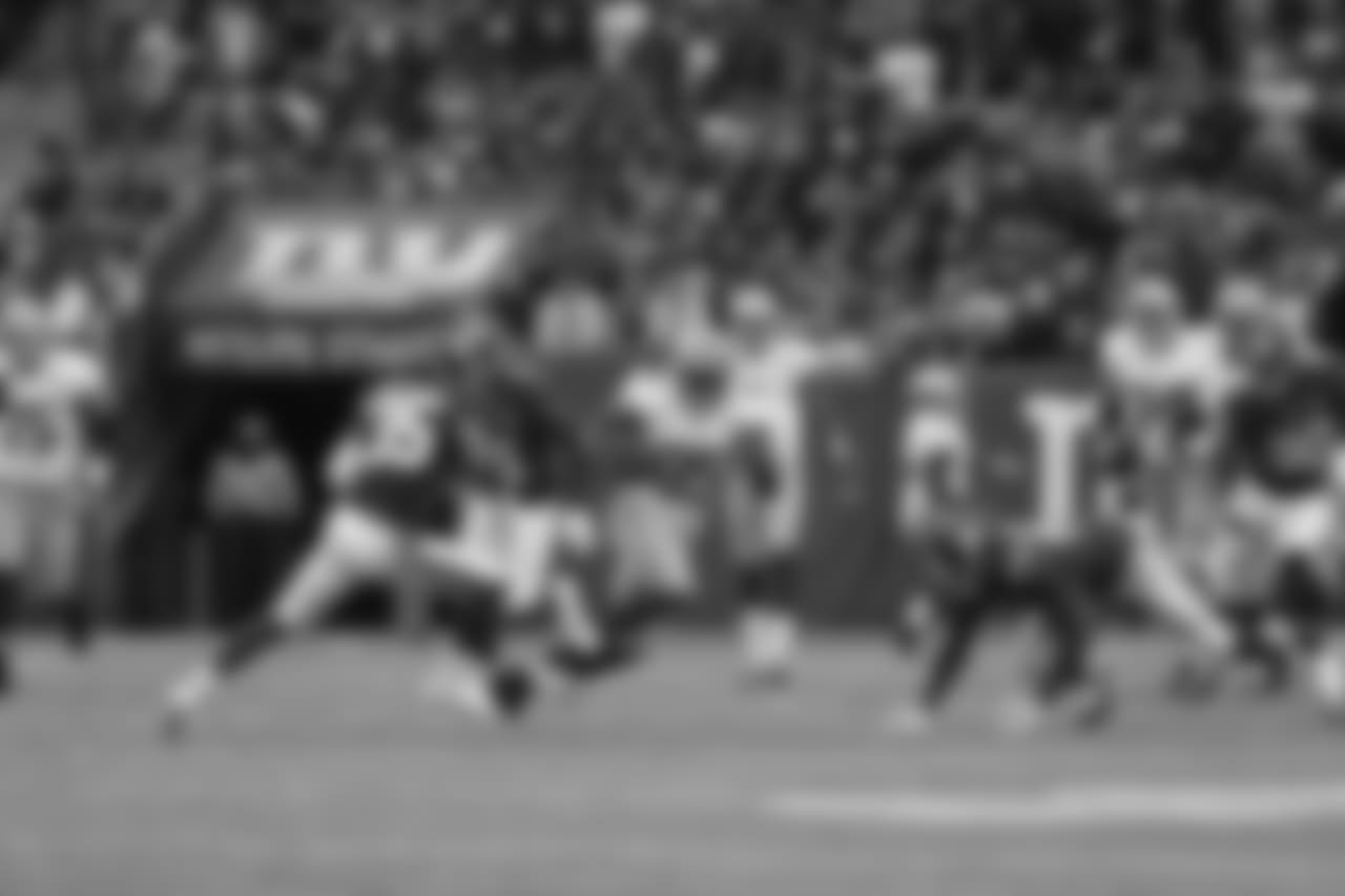 2014 -- Vernon Davis