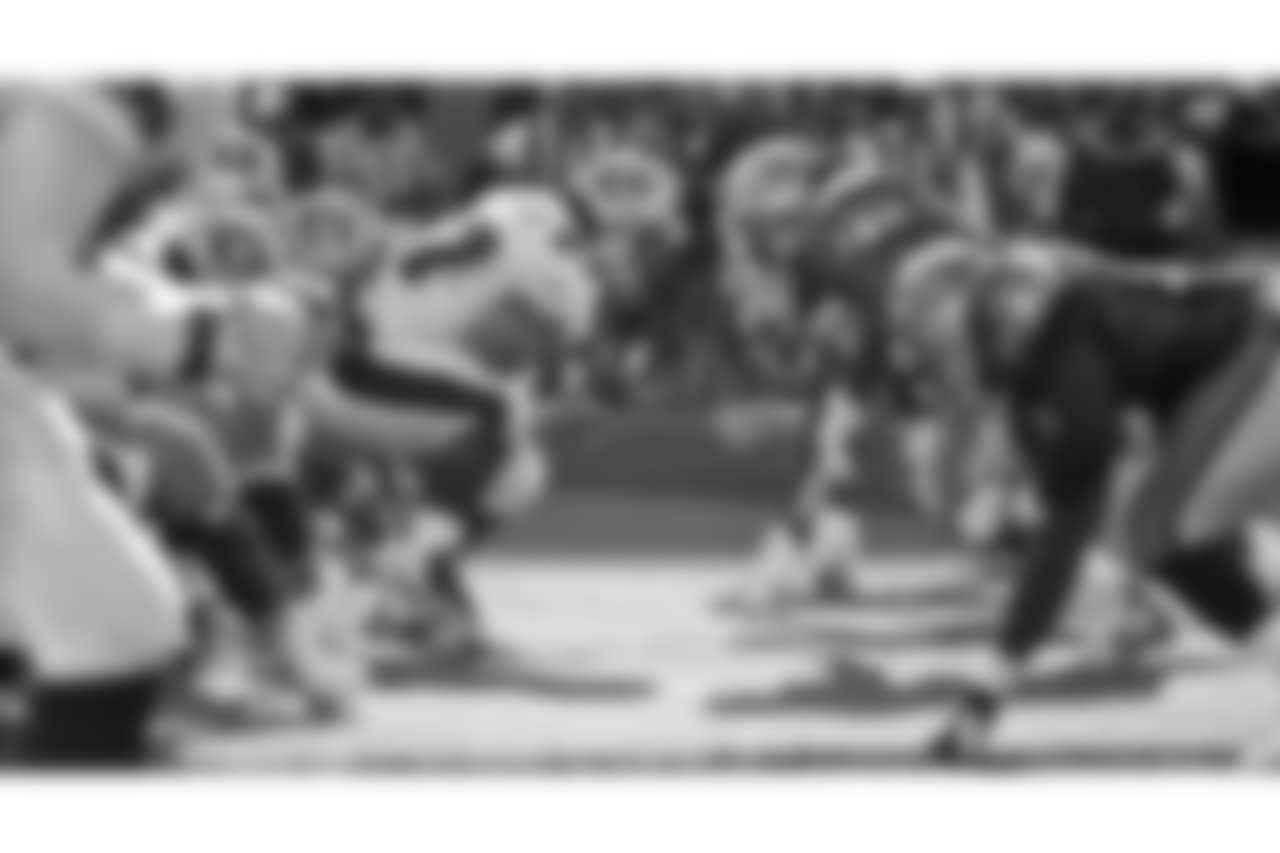 1997 -- 49ers line of scrimmage.