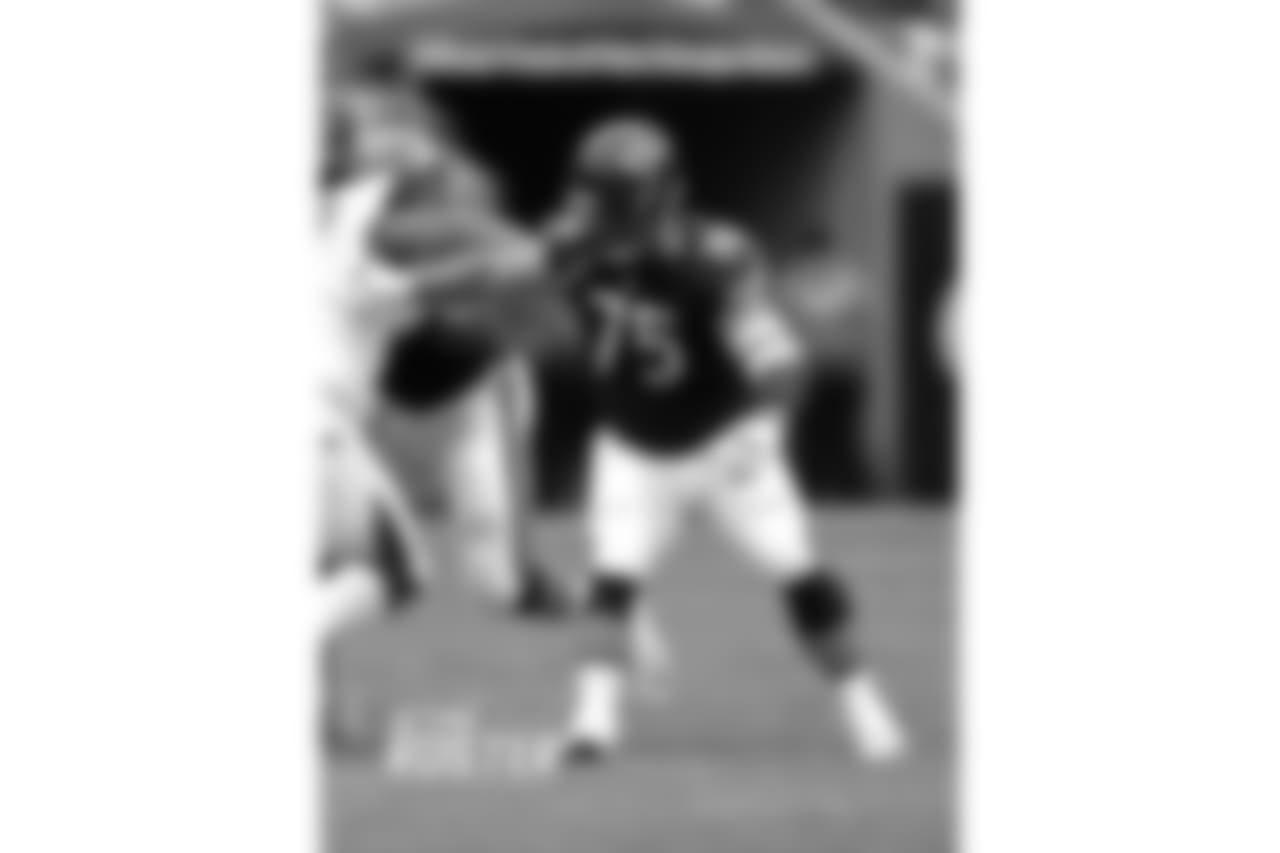 OG Kyle Long