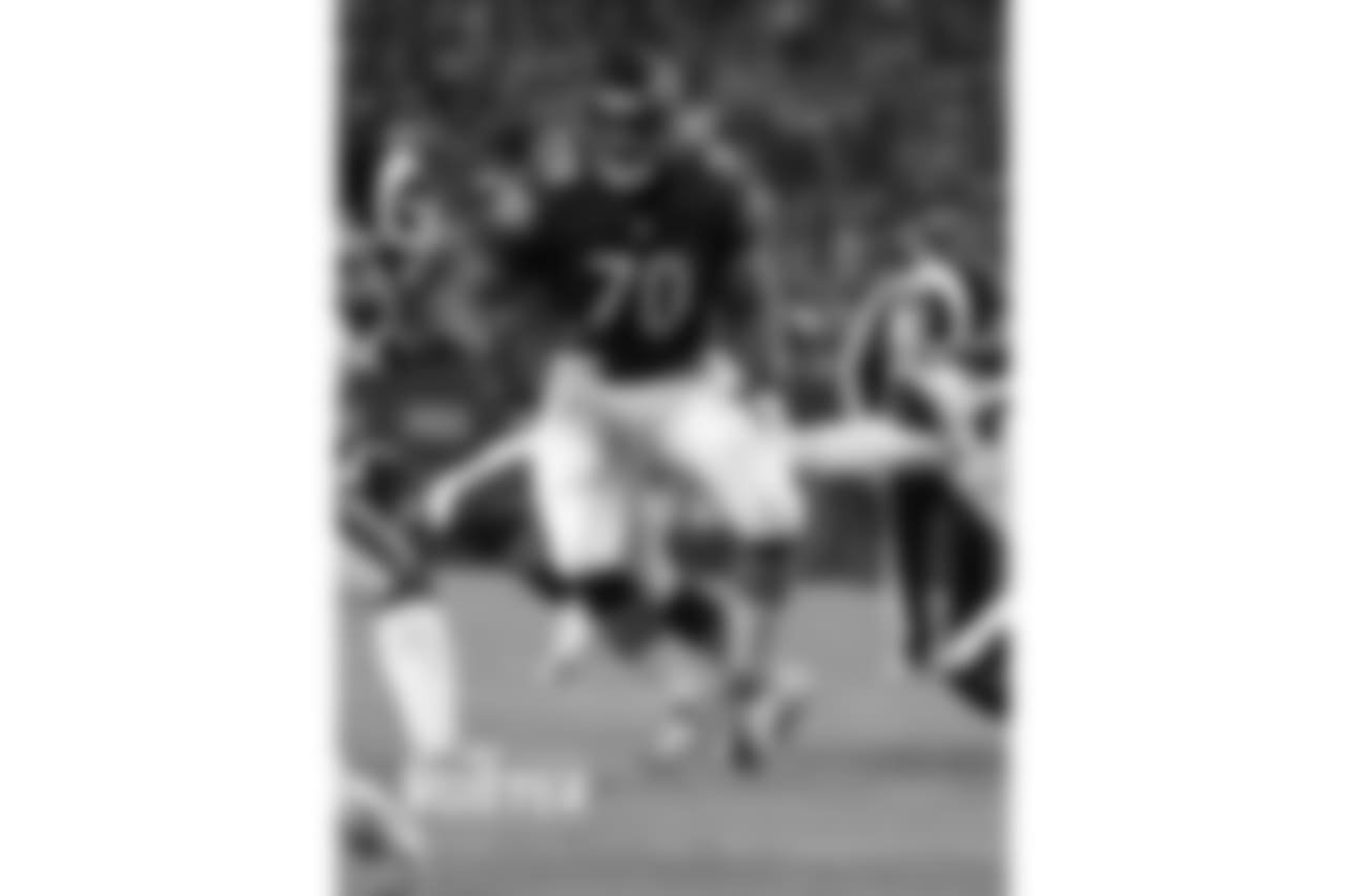 OT Bobby Massie