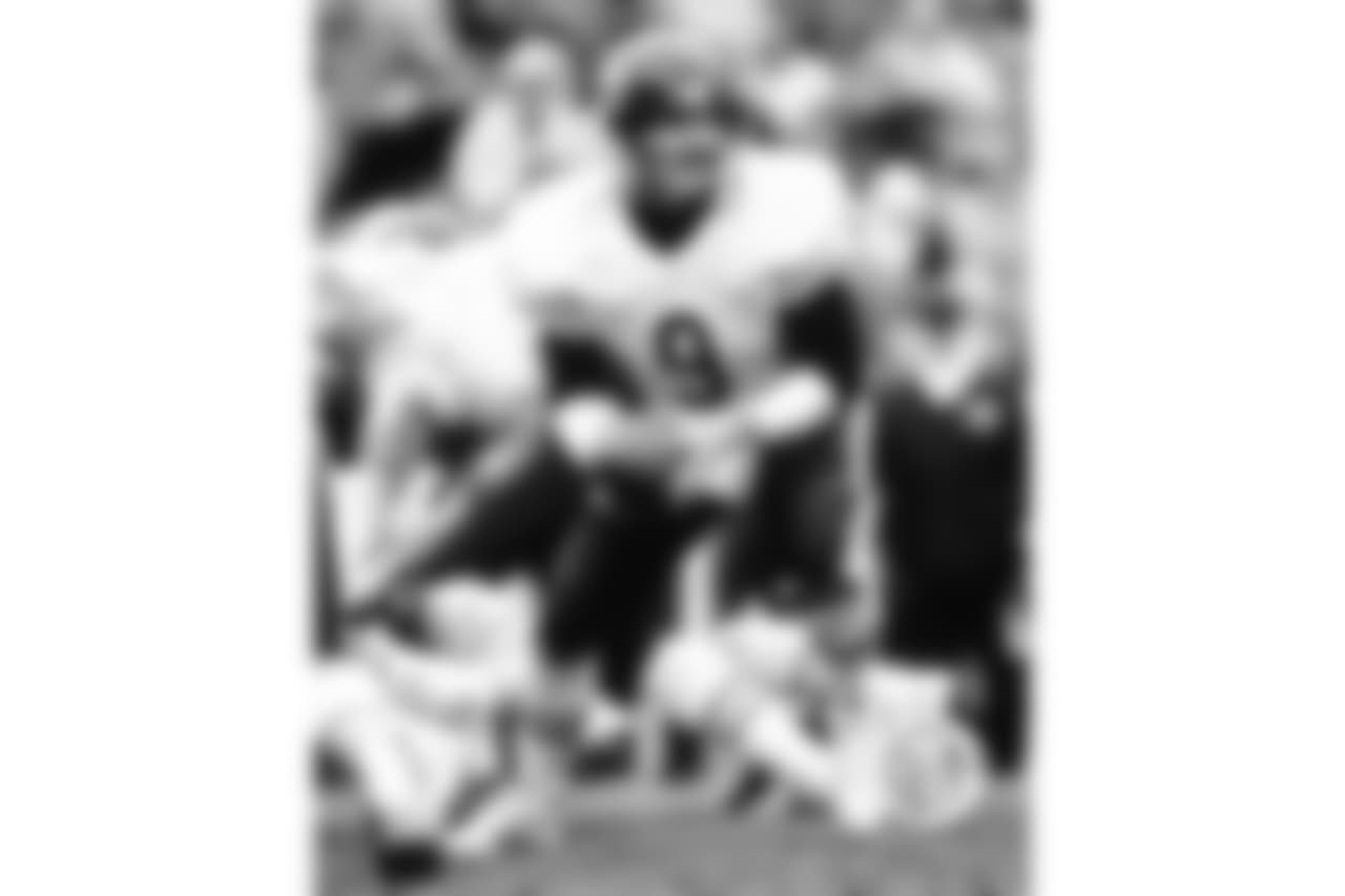 2. Bears 26, Packers 24 on Nov. 8, 1987 in Green Bay. Kevin Butler's 52-yard field goal as time expired lifted the Bears after Al Del Greco had given the Packers a 24-23 lead with a 47-yard field goal with 1:00 left. (Pictured: Bears QB Jim McMahon)