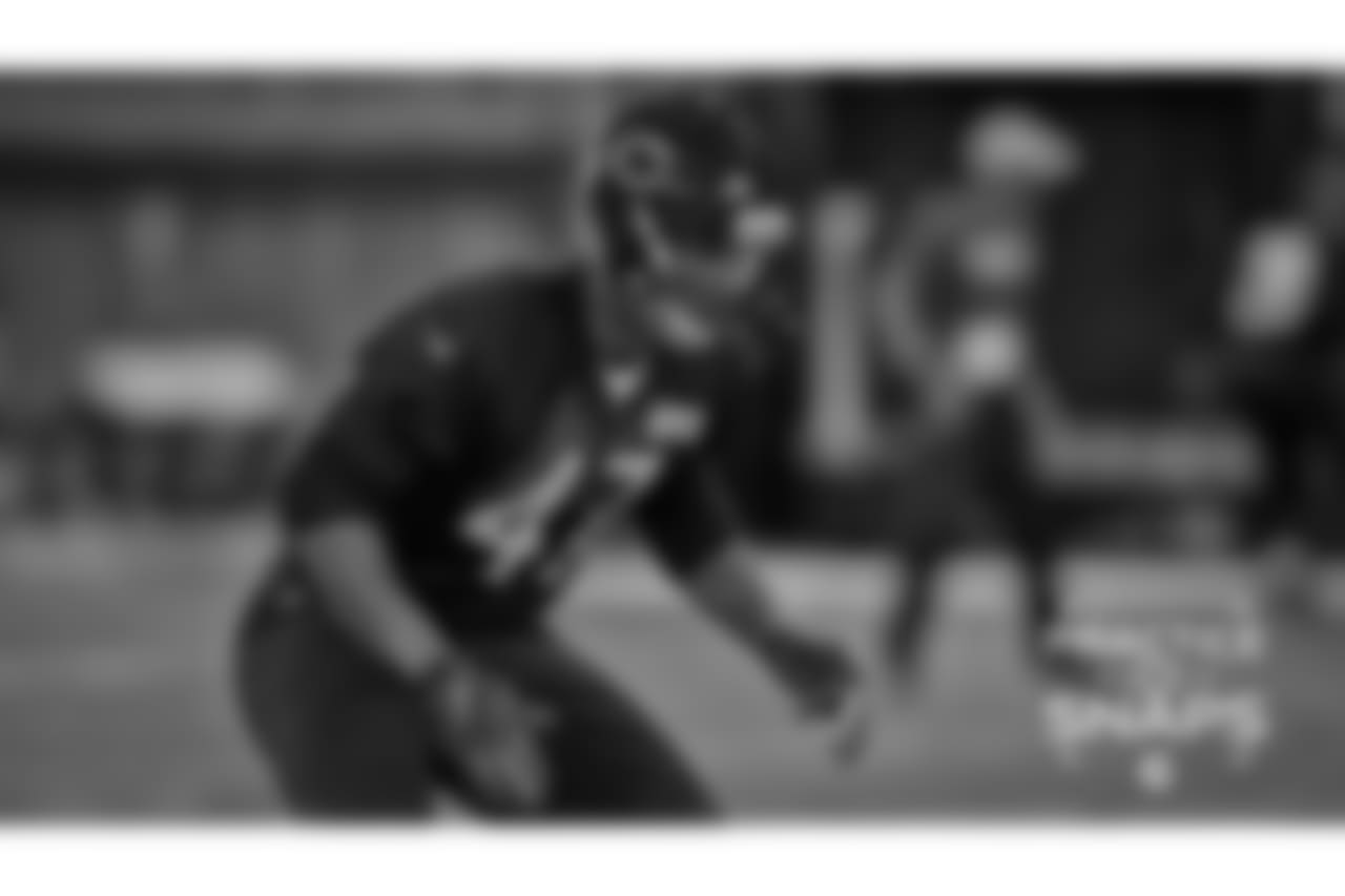 OLB Isaiah Irving