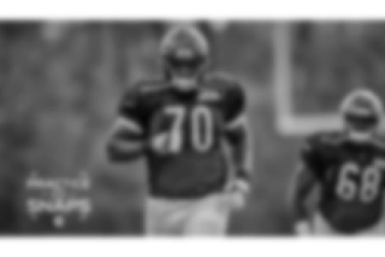 OT Bobby Massie