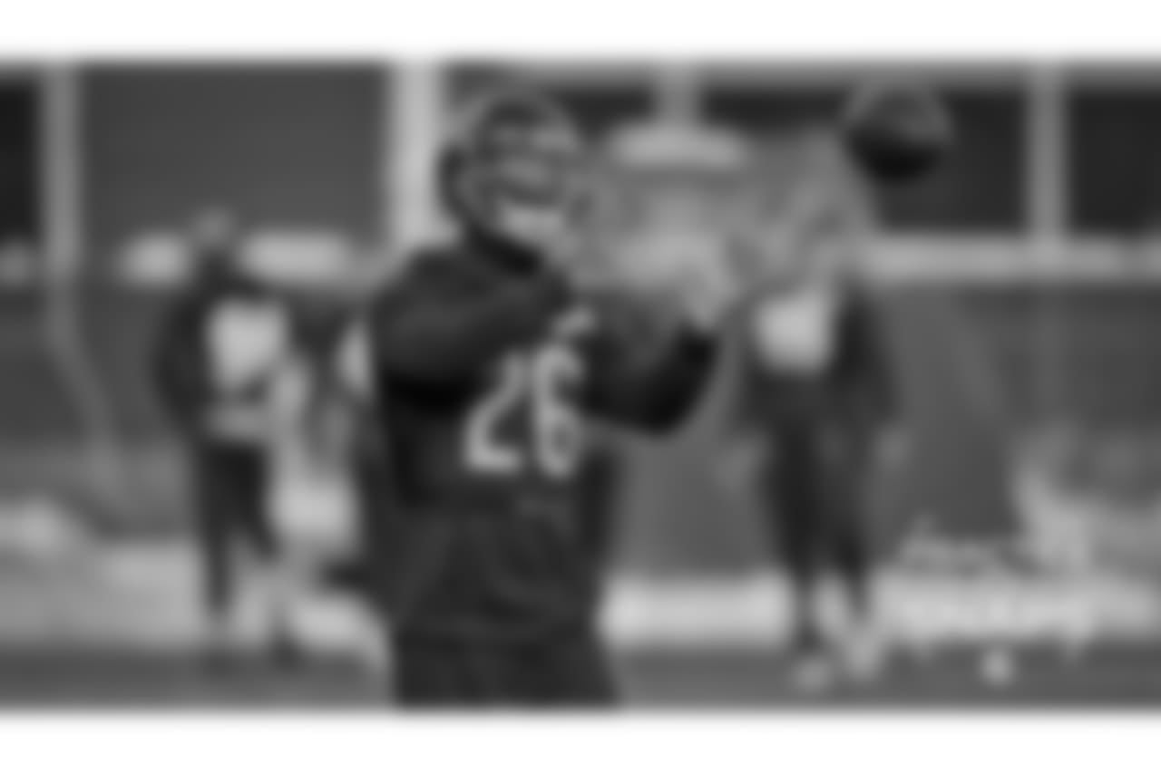 S Deon Bush