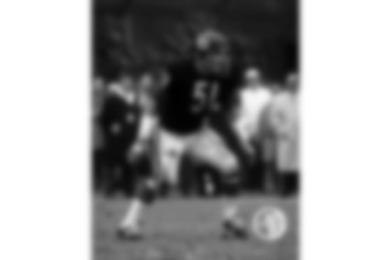 1. LB Dick Butkus / Illinois 1962-1965, Bears 1965-1973. Butkus is one of the toughest and best linebackers college or pro football has ever seen. A two-time All-American at Illinois, he twice finished in the top six of the Heisman Trophy voting. In Chicago, Butkus made eight Pro Bowls, finishing his career with more than 1,000 tackles. He has been enshrined in both the College and Pro Football Halls of Fame.