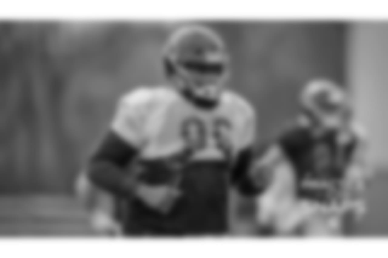 DT Akiem Hicks