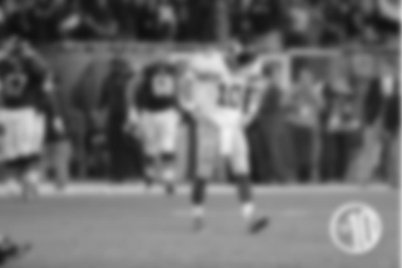 7. October 10, 2013 - Bears 27, Giants 21. Eli Manning (No. 1 in 2004) threw three interceptions, including one returned 48 yards for a touchdown, while Jay Cutler threw a pair of touchdowns in the Chicago win.