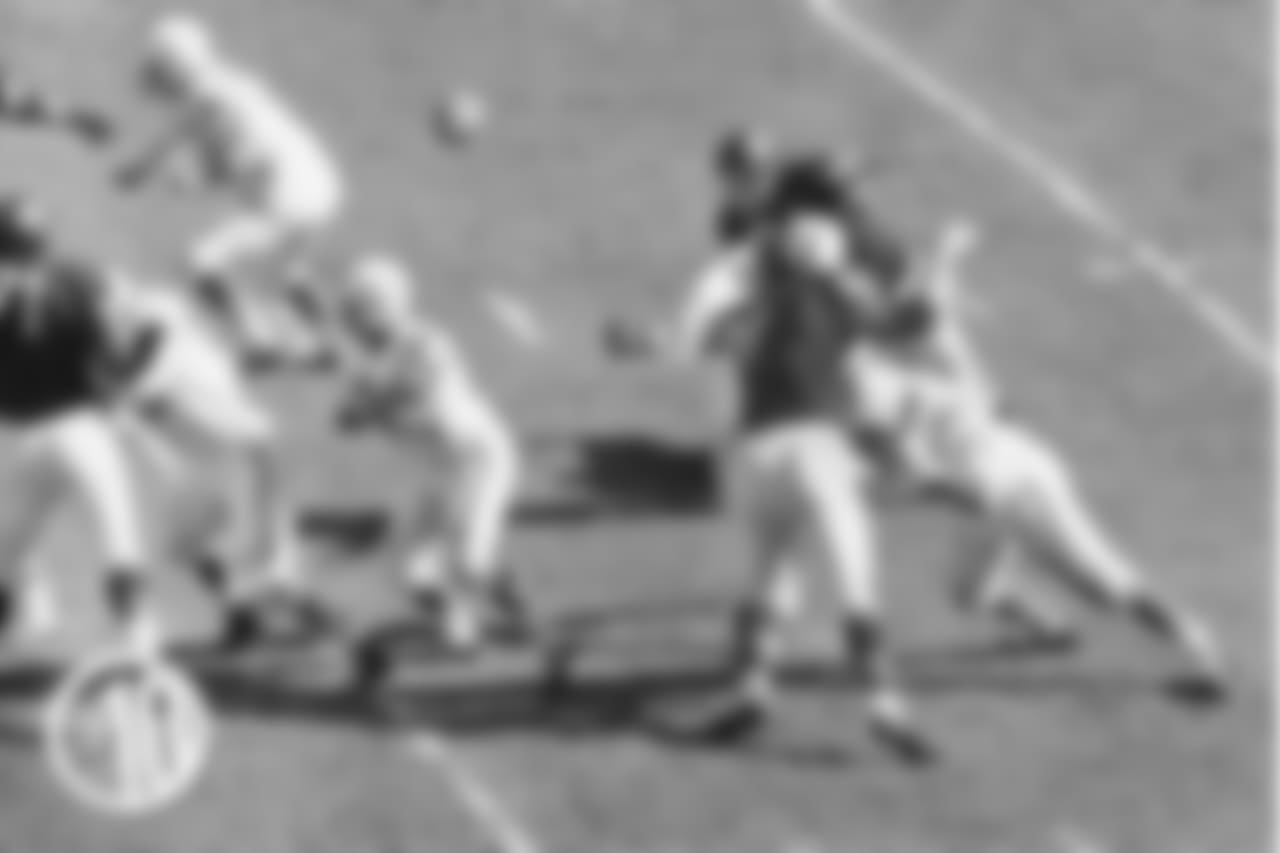 8. Baltimore/Indianapolis Colts - 43 games. Bears all-time record: 19-24 (including 0-1 in playoffs). Most memorable game: Johnny Unitas threw for 302 yards and two touchdowns, but a fourth-quarter touchdown run by Rick Casares gave the Bears a 21-20 win in Baltimore on October 29, 1961.